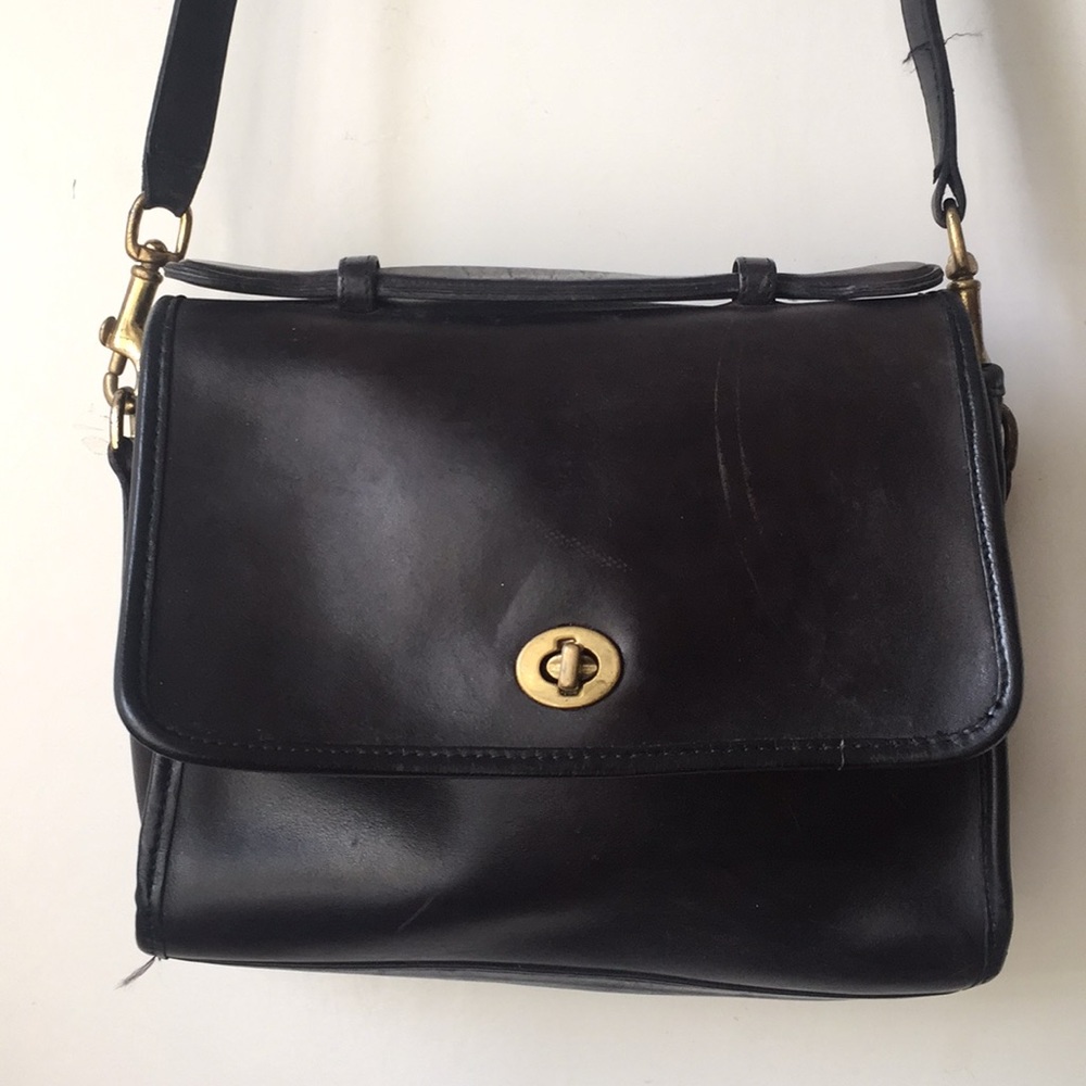 Vintage COACH Black Leather Messenger Crossbody